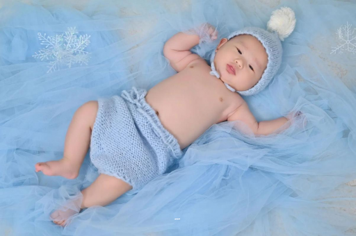 南阳摸孕妇肚子沾喜气